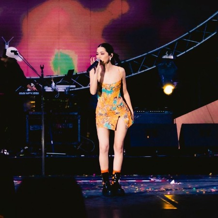 Violette Wautier at one of her musical concerts at Rajamangala Stadium, Huamark.